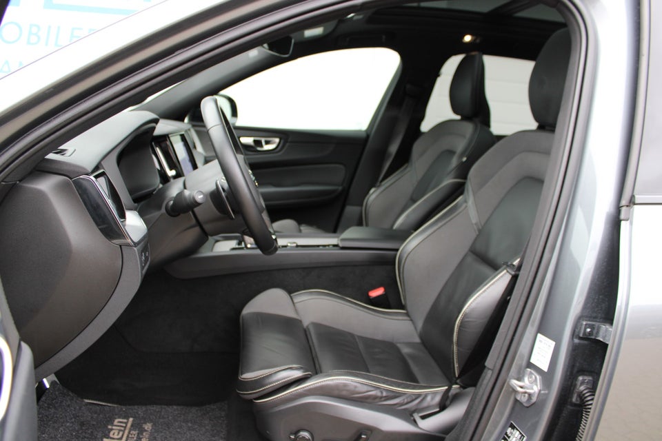 Volvo XC60 2,0 B4 197 R-Design aut. AWD 5d