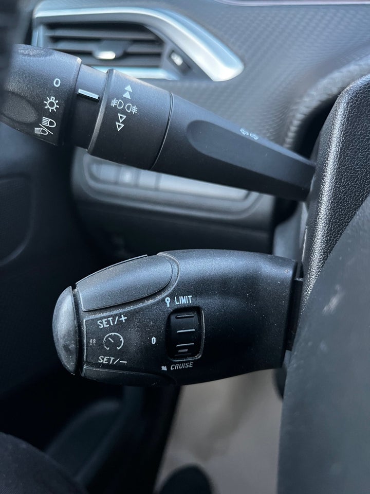 Peugeot 2008 1,4 HDi 68 City Style 5d