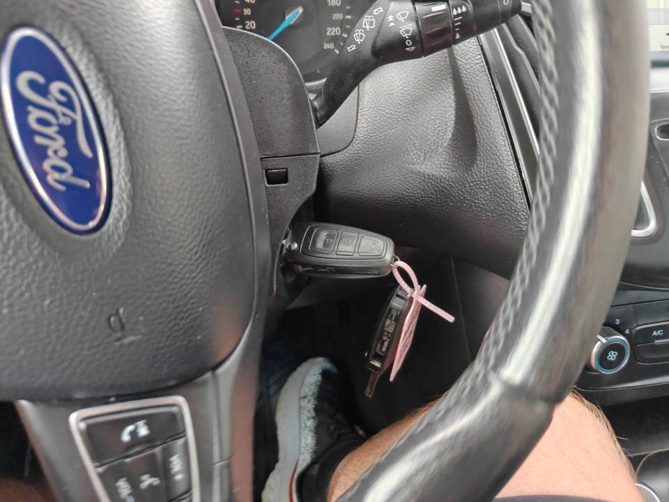 Ford Focus 1,5 TDCi 95 Trend stc. 5d