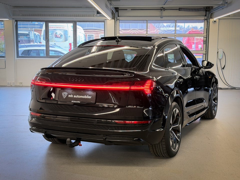 Audi e-tron S Sportback quattro 5d