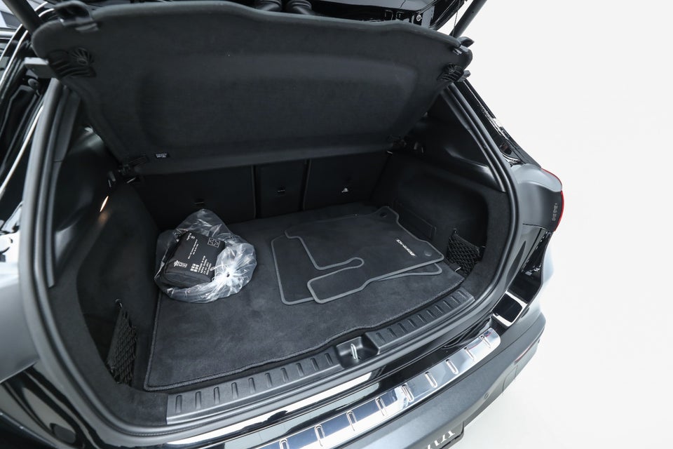 Mercedes EQA250+ AMG Advance 5d