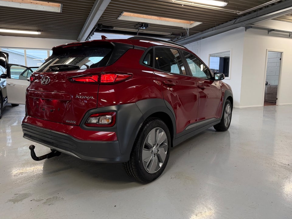 Hyundai Kona 64 EV Trend 5d