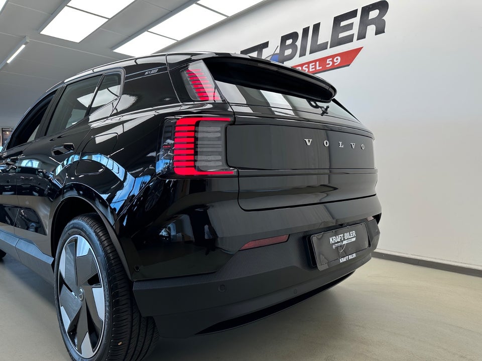 Volvo EX30 Extended Range Ultra 5d