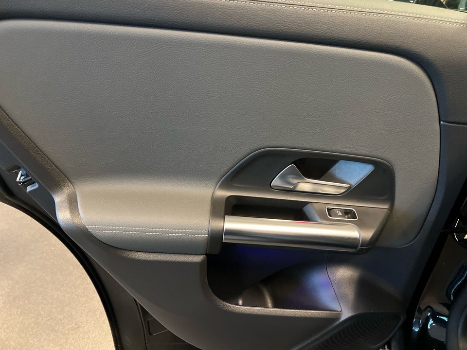 Mercedes EQA250+ Electric Art 5d