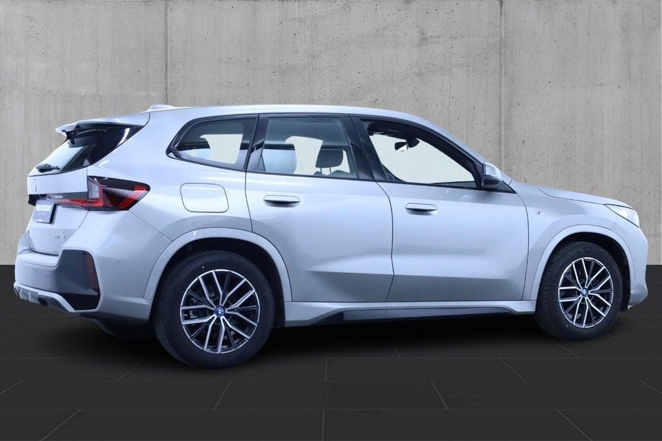 BMW iX1 eDrive20 M-Sport 5d