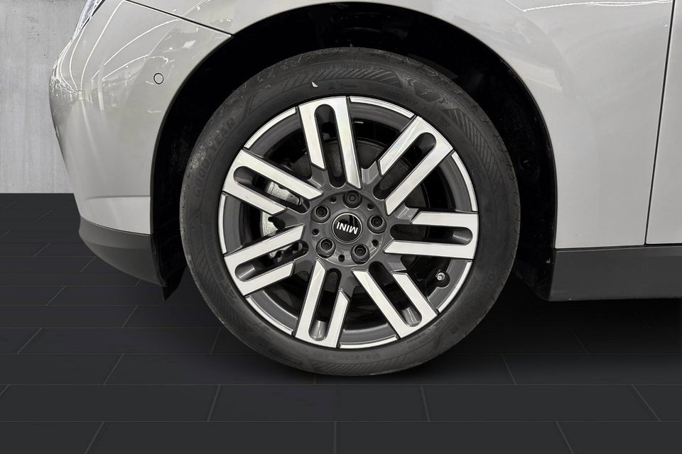 MINI Cooper E Classic Trim S 3d