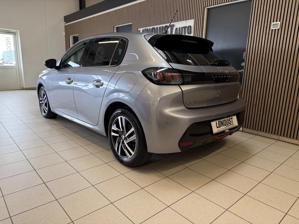 Peugeot 208 1,2 PureTech 100 Allure 5d