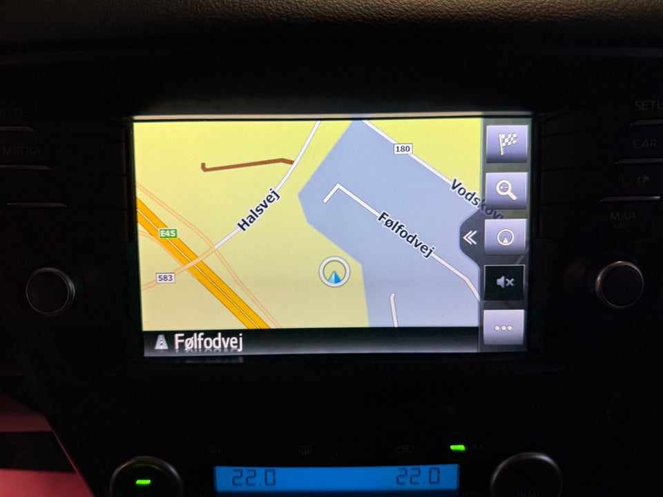 Toyota Avensis 1,8 VVT-i T2 Premium Touring Sports 5d