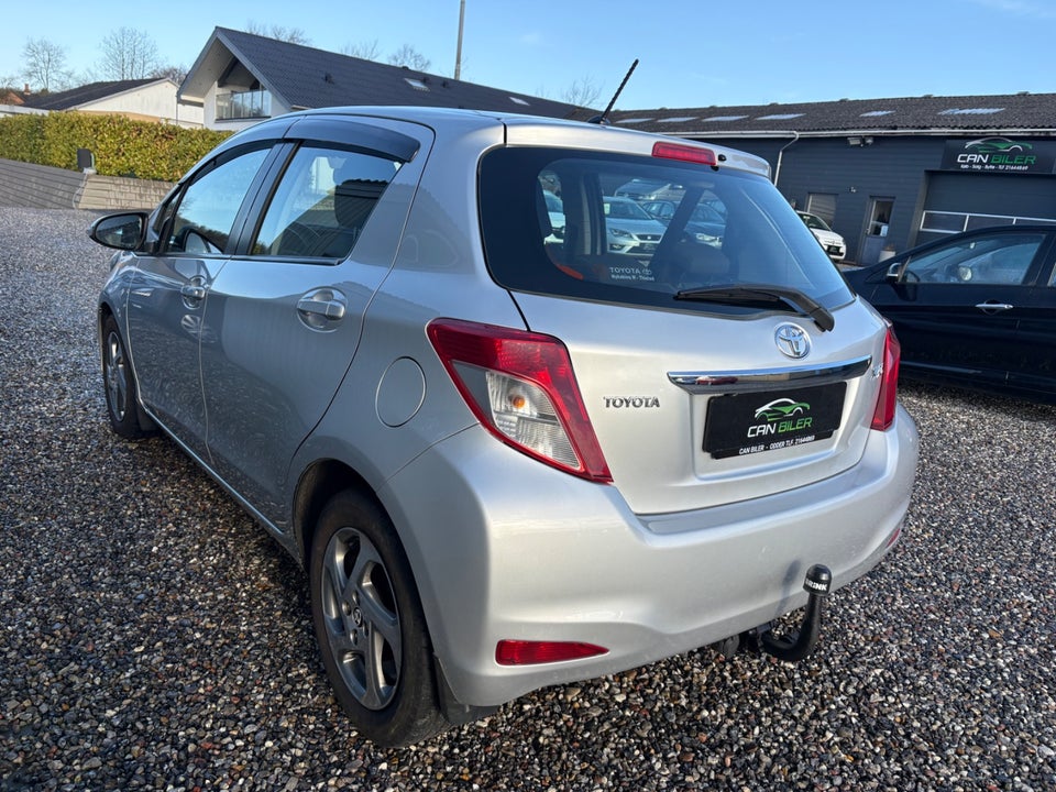 Toyota Yaris 1,3 VVT-i T2 Trend 5d
