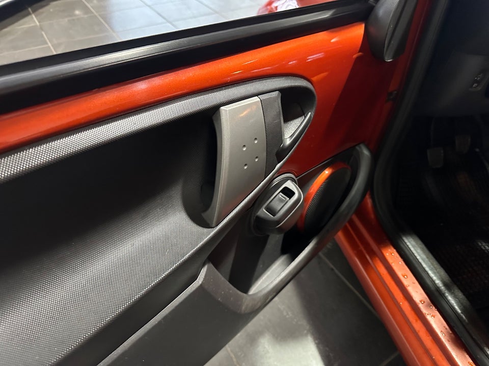 Toyota Aygo 1,0 VVT-i T2 Air Spice Edition 5d