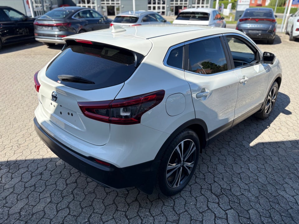 Nissan Qashqai 1,5 dCi 115 N-Connecta DCT 5d