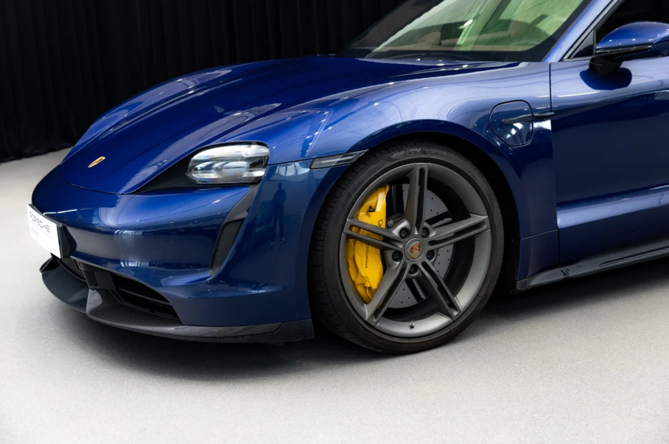 Porsche Taycan Turbo S Performance+  4d