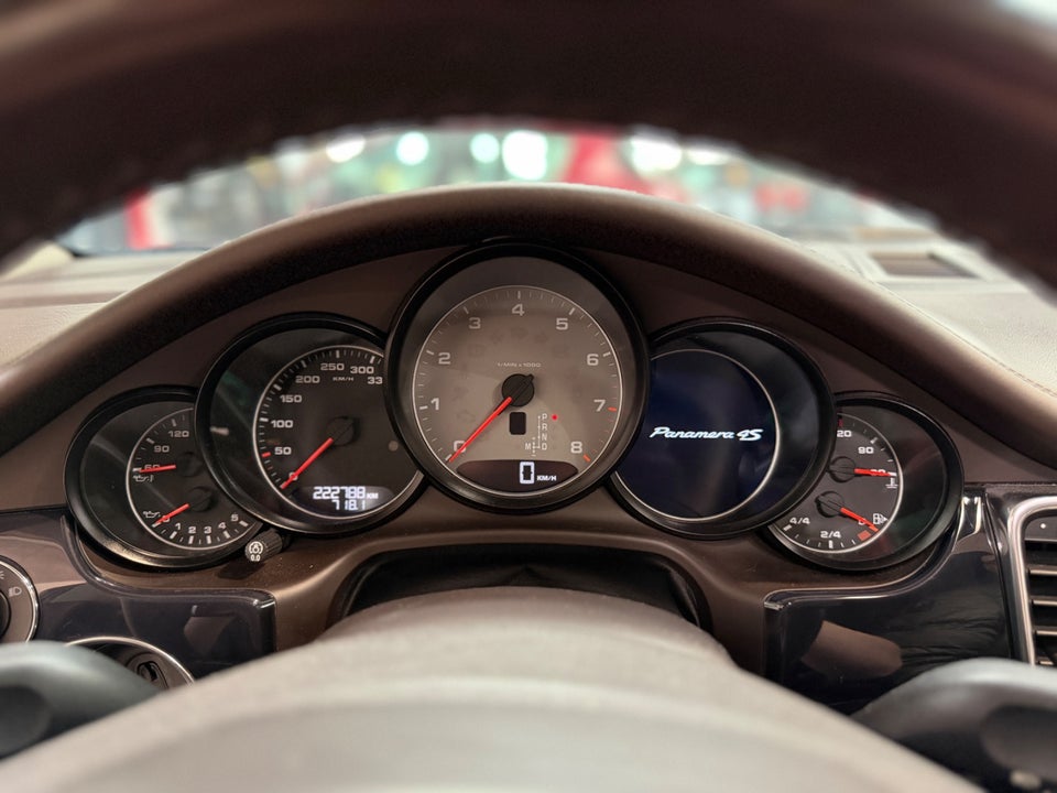 Porsche Panamera 4S 4,8 PDK 5d