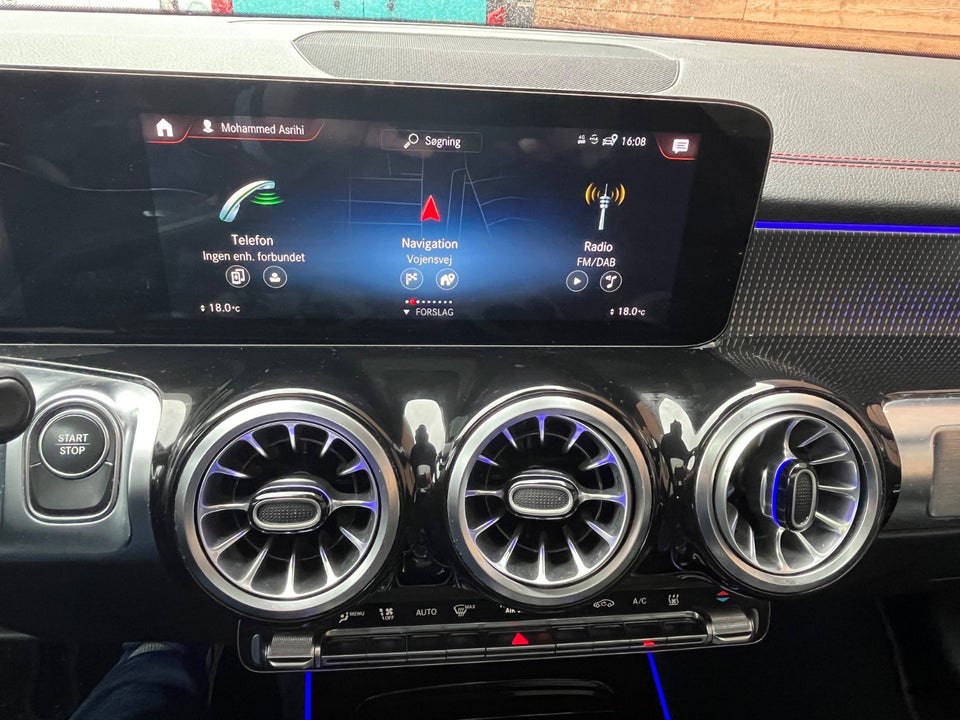 Mercedes EQB300 AMG Line 4Matic 5d