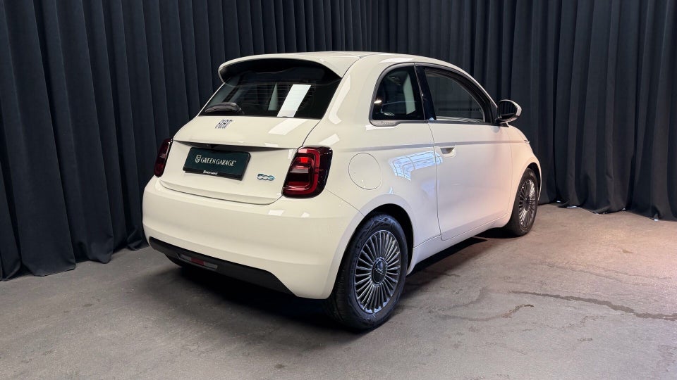 Fiat 500e 42 Icon 3d