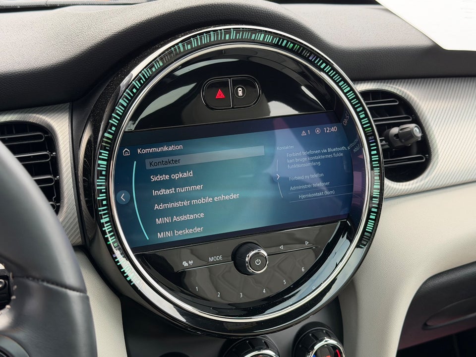 MINI Cooper SE Maximise 3d