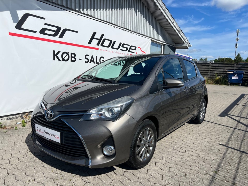 Toyota Yaris 1,0 VVT-i T2 Komfort 5d