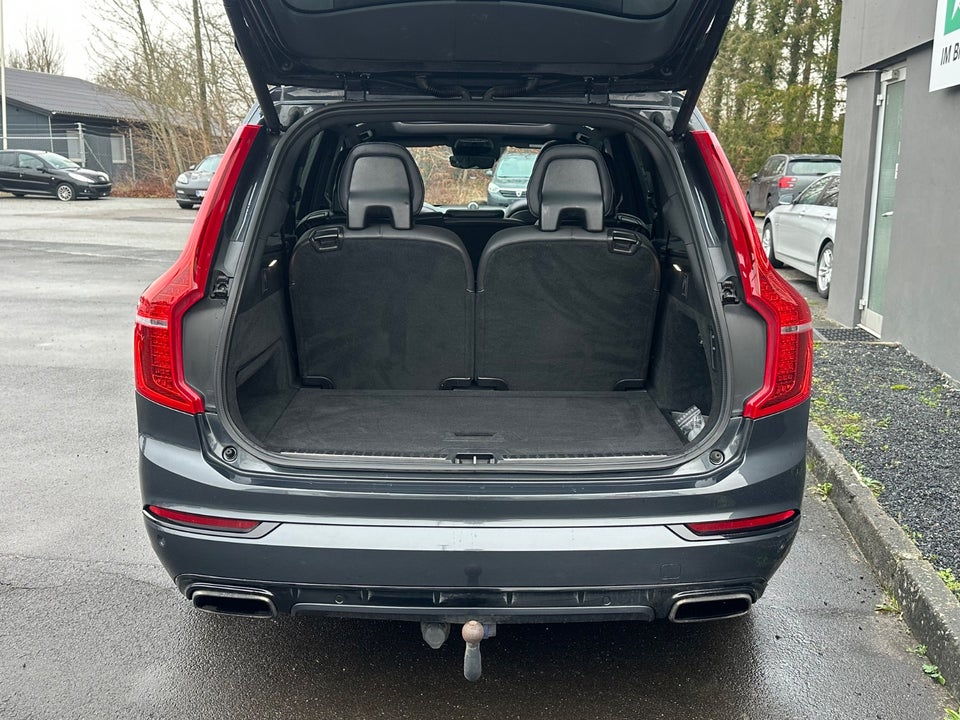 Volvo XC90 2,0 D5 225 R-Design aut. AWD 7prs 5d