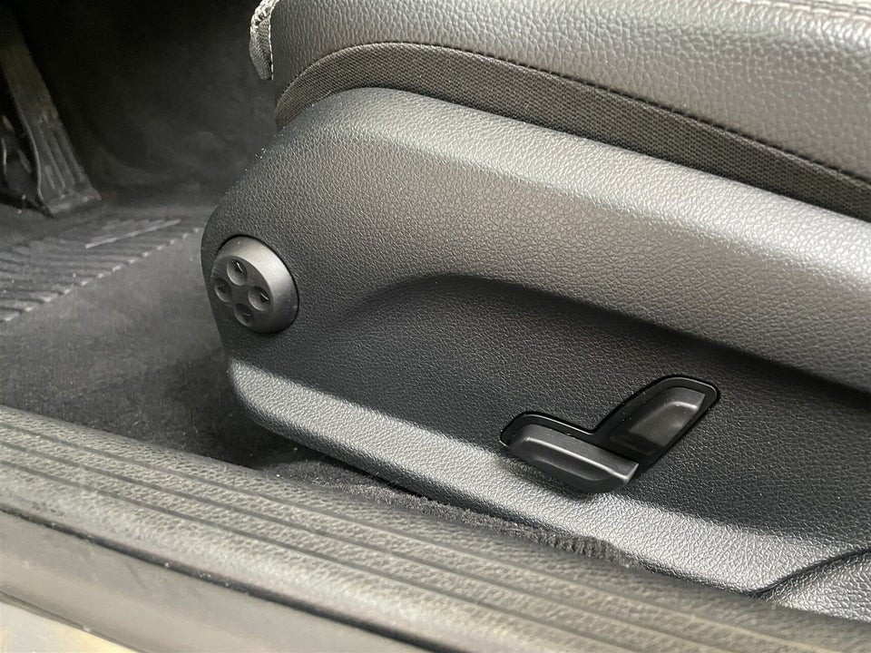 Mercedes C220 d 2,2 Progressive stc. aut. 5d