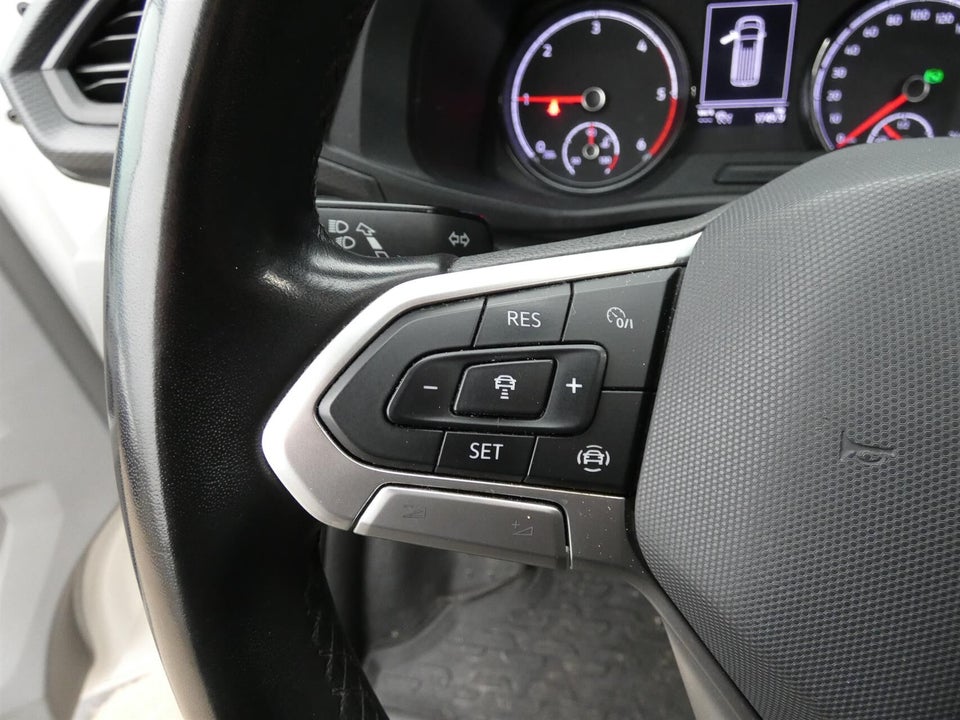 VW Transporter 2,0 TDi 150 Kassevogn DSG 4Motion kort