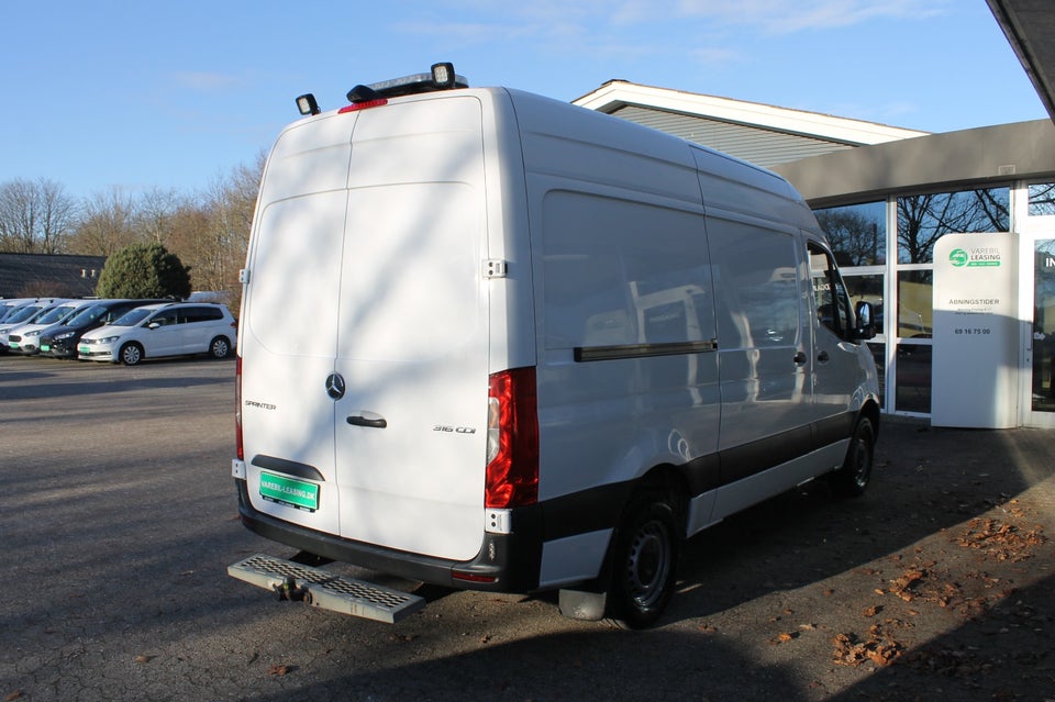 Mercedes Sprinter 316 2,2 CDi A2 Kassevogn aut. RWD
