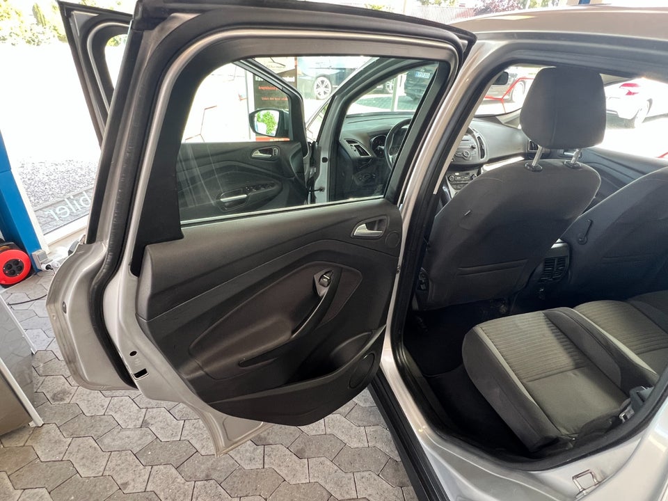 Ford C-MAX 1,0 SCTi 125 Titanium 5d