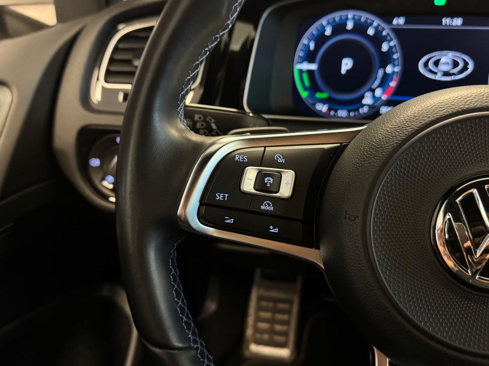 VW Golf VII 1,4 GTE DSG 5d