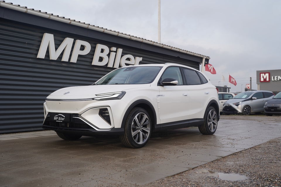 MG Marvel R Luxury 5d