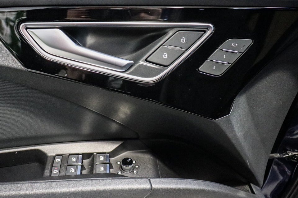 Audi Q4 e-tron 40 S-line 5d