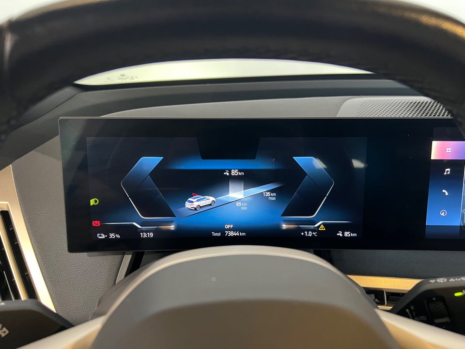 BMW iX xDrive40 Sport 5d