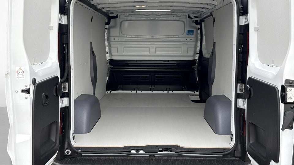 Renault Trafic 2,0 dCi 130 L2H1 Tekno