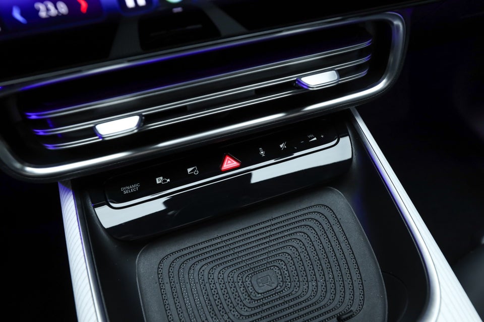 Mercedes CLA250+ EQ Progressive Premium Plus 4d