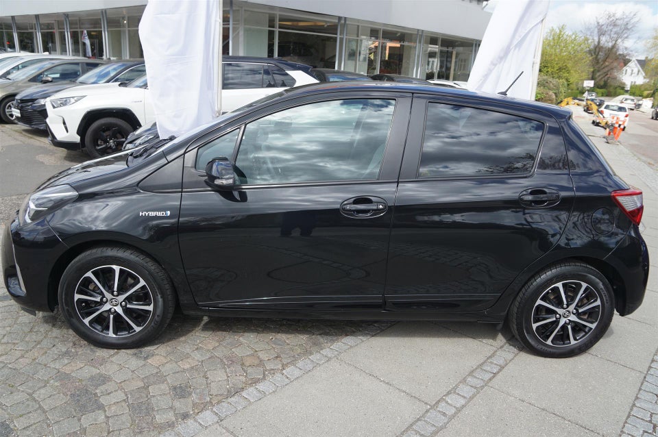 Toyota Yaris 1,5 Hybrid H3 Smart e-CVT 5d