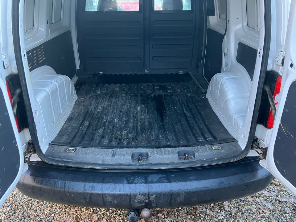 VW Caddy 1,6 TDi 75 BMT Van 4d