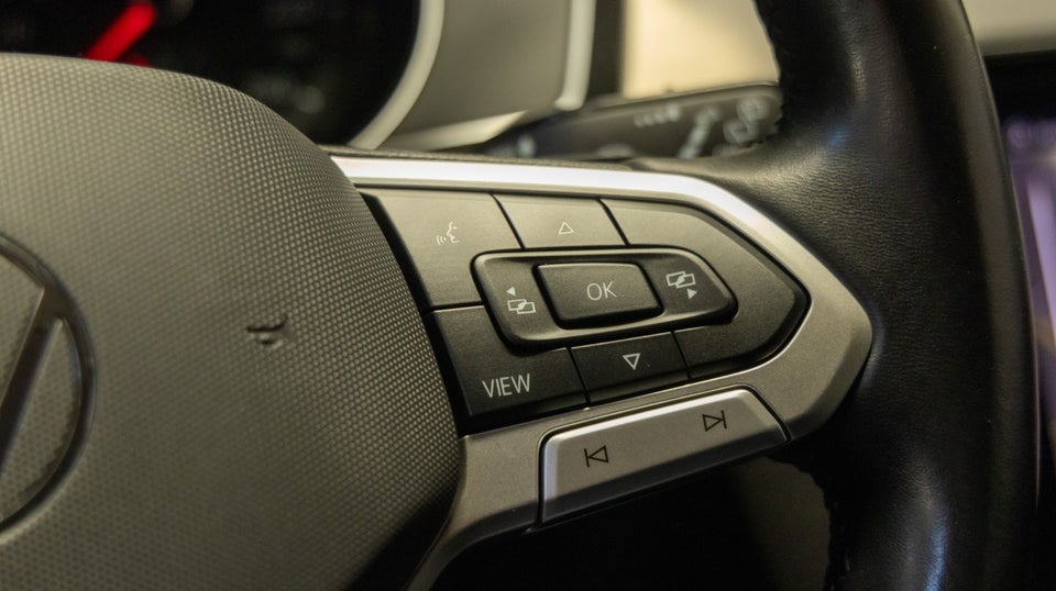 VW Passat 2,0 TDi 122 Business+ Pro Variant DSG 5d