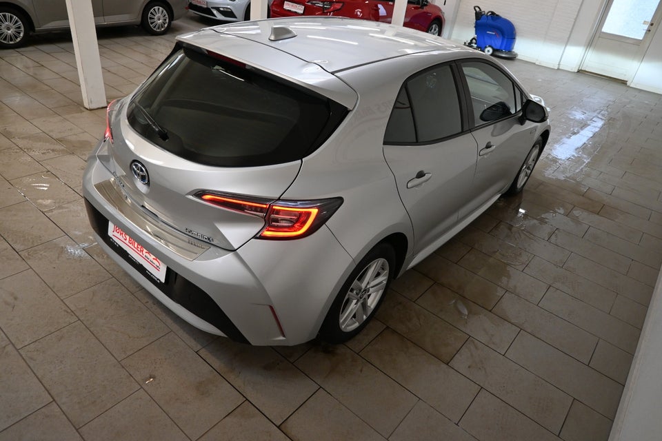 Toyota Corolla 1,8 Hybrid H3 MDS 5d