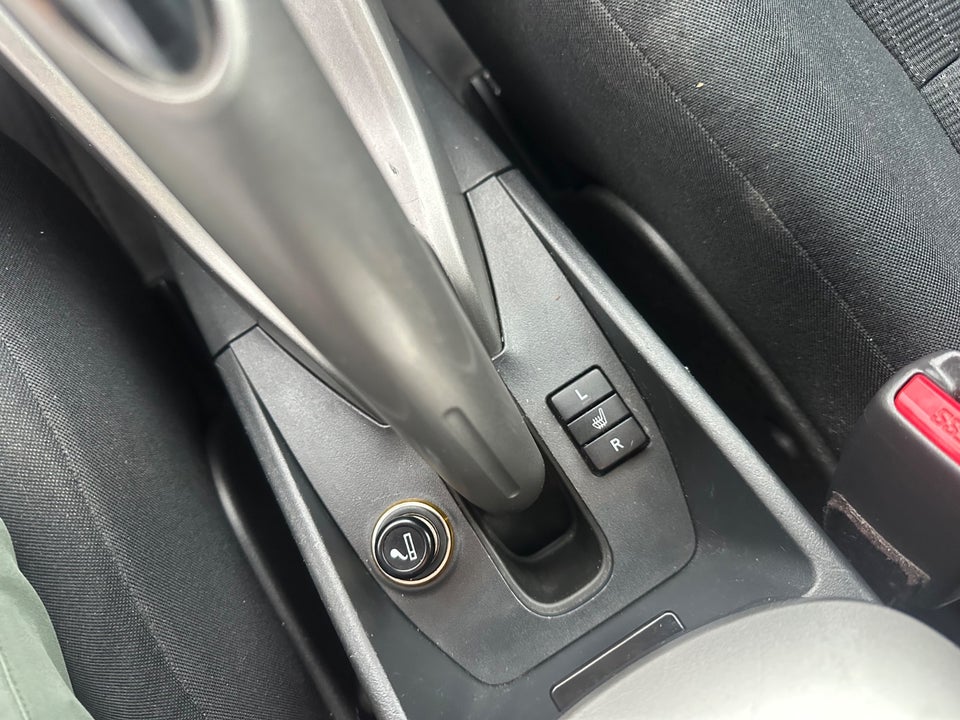 Toyota Auris 1,4 Luna 5d