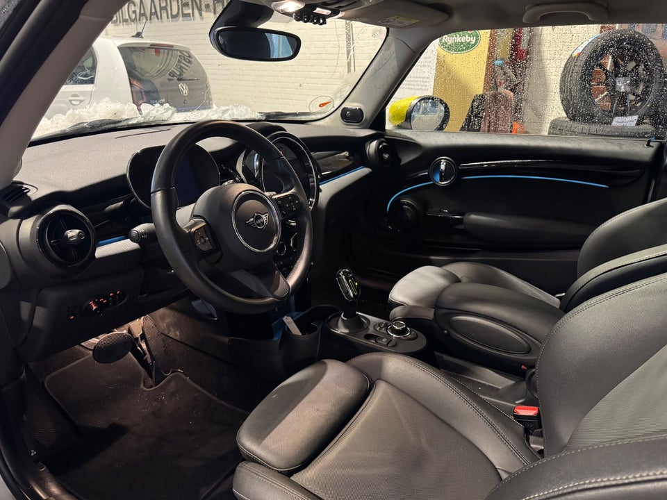 MINI Cooper SE Maximise 3d