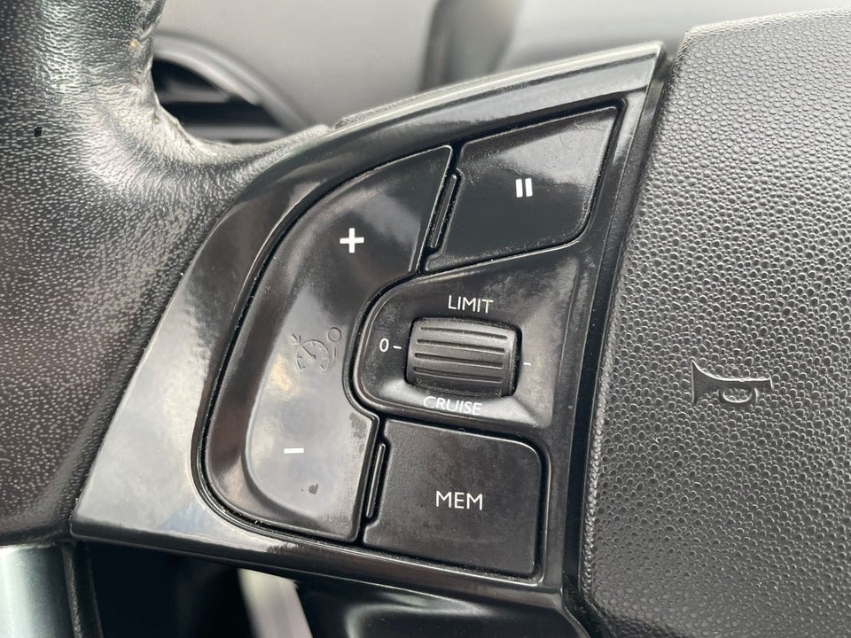 Citroën Grand C4 Picasso 1,6 e-HDi 115 Attraction 5d