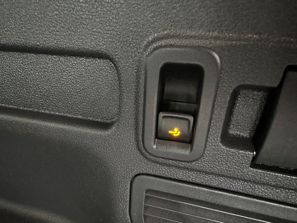 VW Touran 2,0 TDi 150 IQ.Drive DSG Van 5d