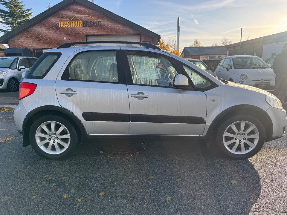 Suzuki SX4 1,6 GL 5d