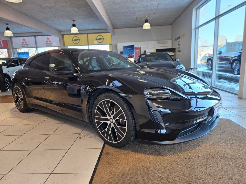 Porsche Taycan Performance+ Sport Turismo 5d