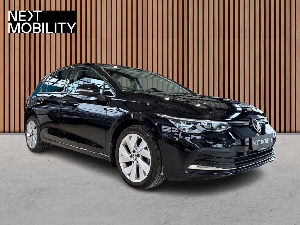 VW Golf VIII 1,5 eTSi 150 Style DSG 5d