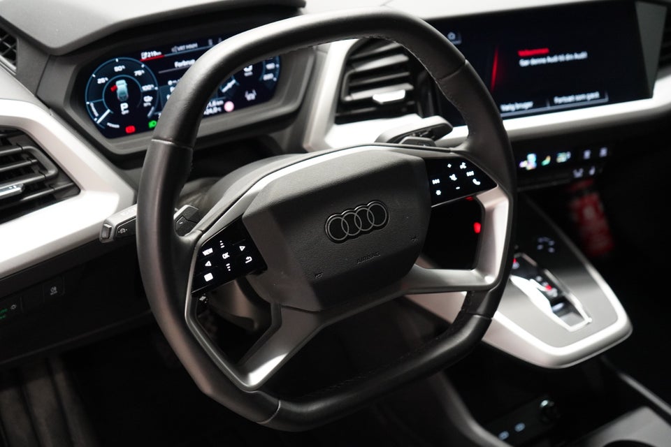 Audi Q4 e-tron 45 S-line 5d