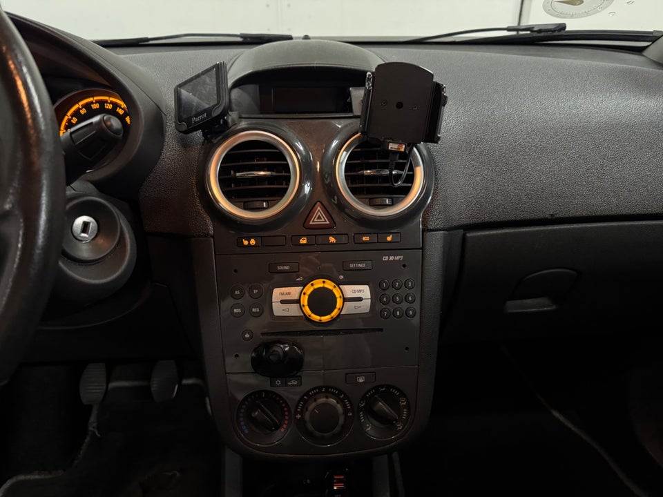 Opel Corsa 1,3 CDTi 95 Cosmo eco 5d