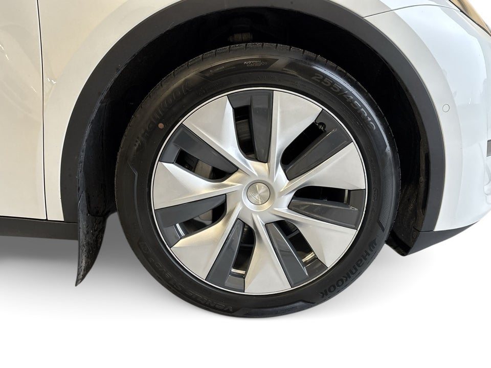 Tesla Model Y Long Range AWD 5d