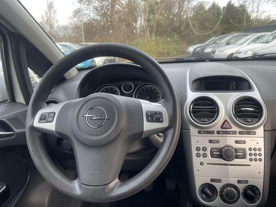 Opel Corsa 1,0 12V Enjoy 3d