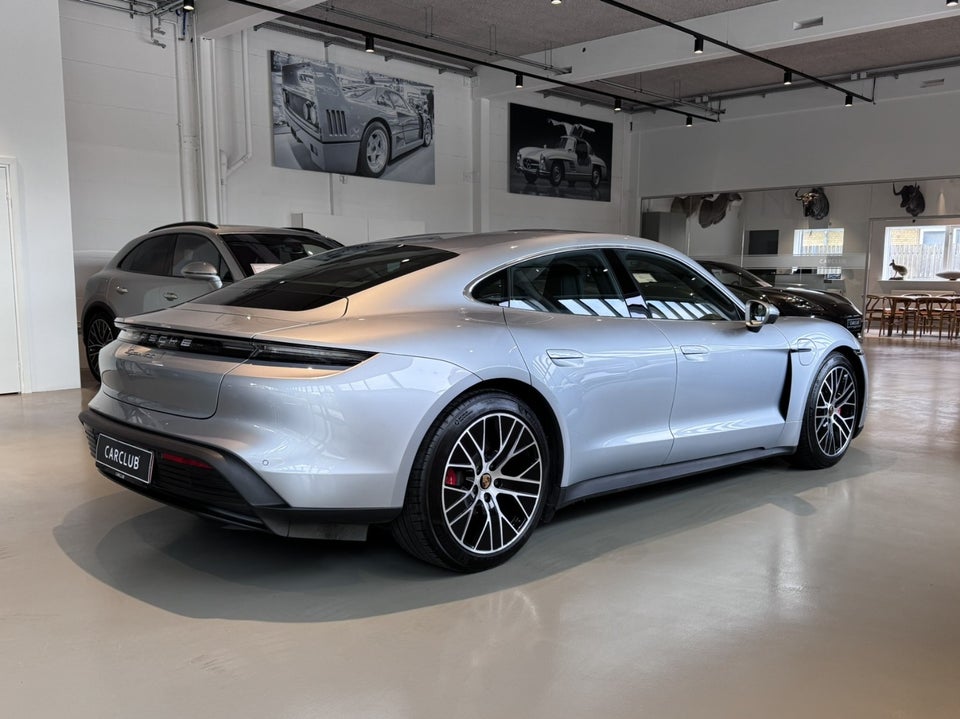 Porsche Taycan 4S Performance+ 4d