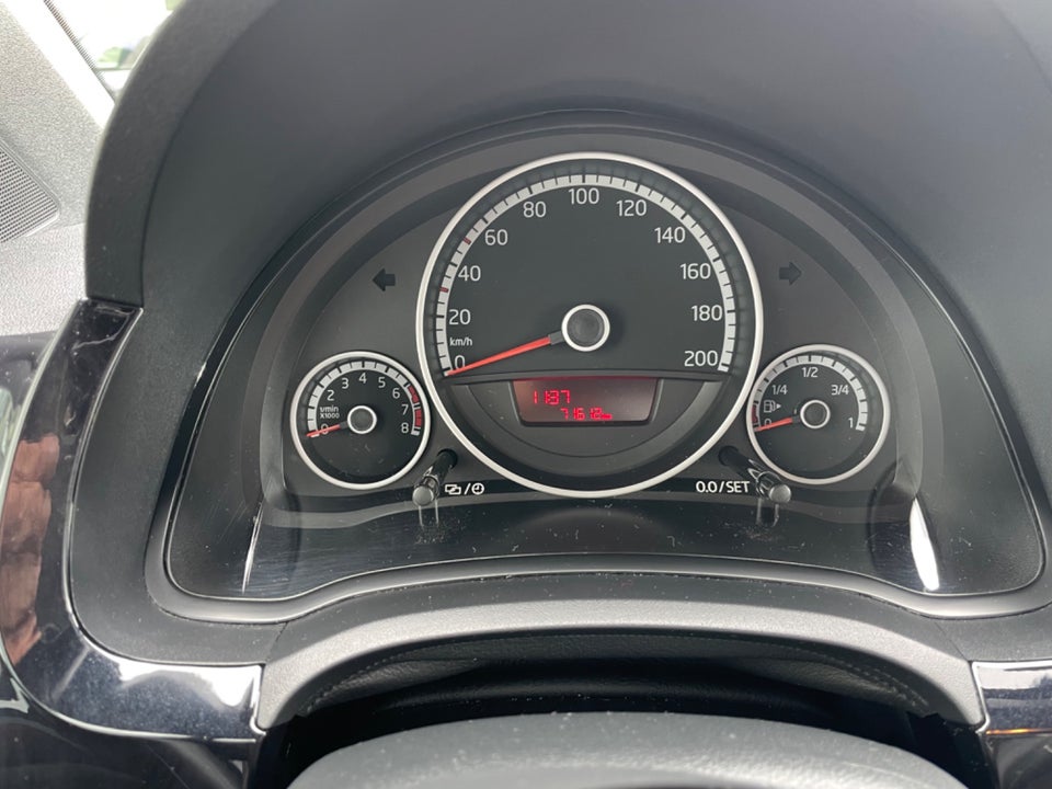 VW Up! 1,0 75 Style Up! BMT 5d