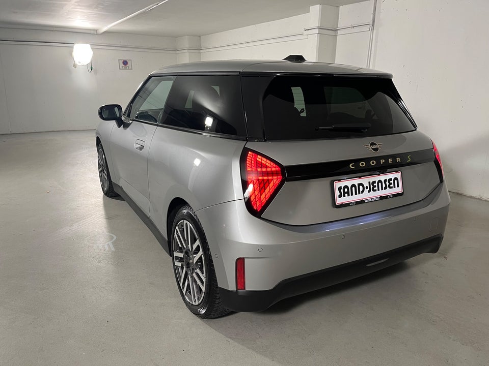 MINI Cooper SE Classic Trim M 3d